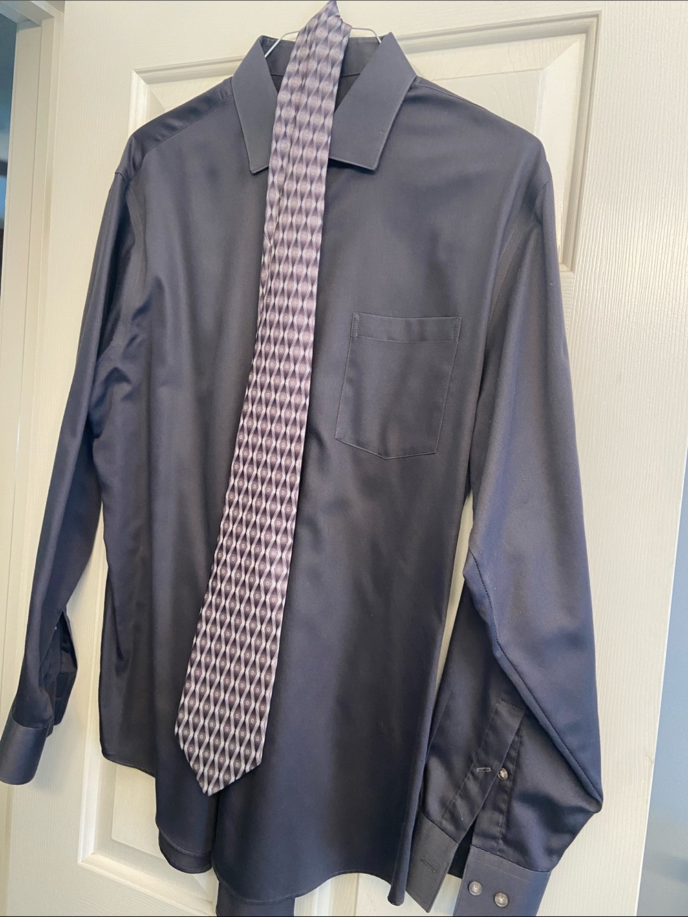 Geoffrey Beene Men's Dress Shirt in Deep Purple